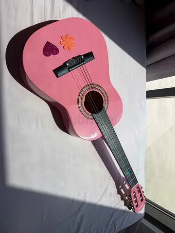 Steiner Pink Kids Guitar – Like New + Case & Strap