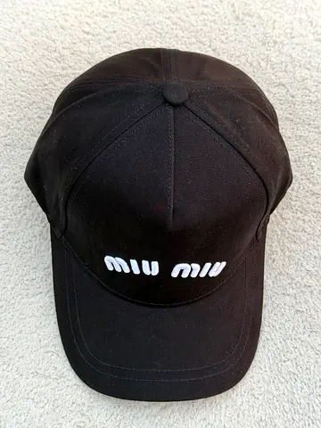 Miu Miu cap