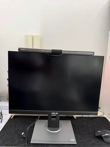 ASUS 24" Monitor with BenQ ScreenBar LED Light - Good Working Condition