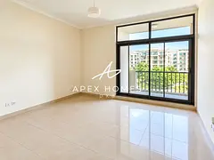 Lake View Studio | Prime Location | The Views