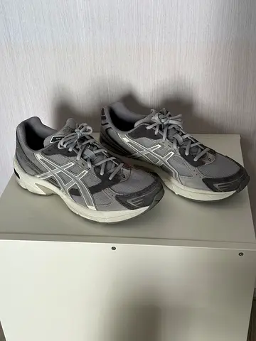 ASICS GEL-1130 – Cement Grey / Clay Grey - Excellent Condition