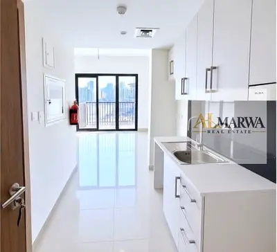LUXURIOUS SEAVIEW STUDIO GYM POOL & PARKING FREE