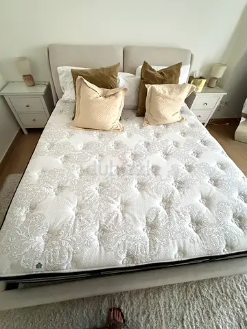 DESIREE King Size Mattress 180 × 200 cm – Excellent Condition