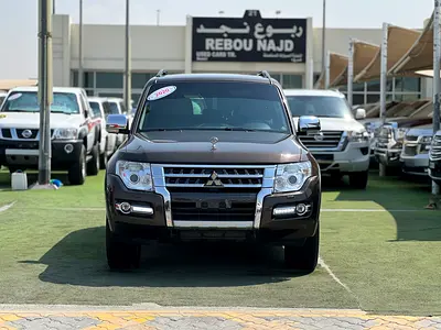 2020 Mitsubishi Pajero GLS GCC Specs in Pristine Condition