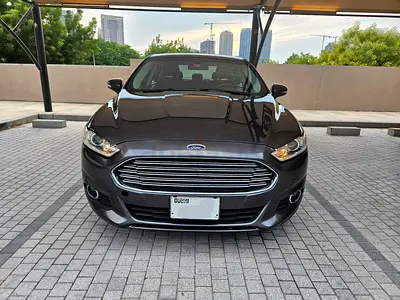2017 Ford Fusion SE GCC Specs