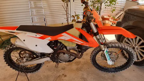 KTM 350 SX-F 2016 in good working condition