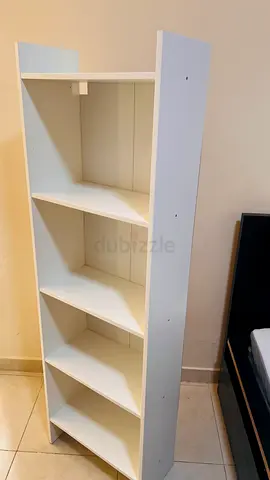 Slim white 5-shelf bookcase / storage unit - good condition