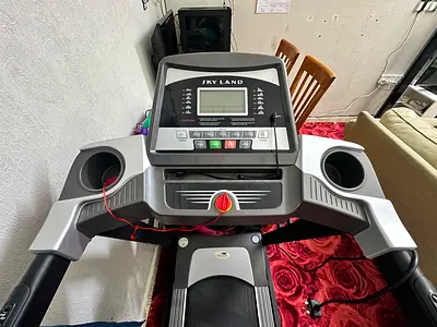 Skyland folding treadmill with massage machine. Till 120 kg maximum