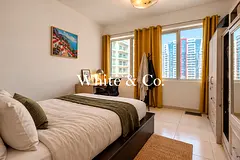 Spacious 1 bedroom | VOT | Good Investment