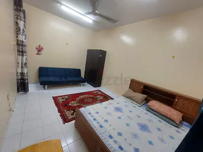 Family sharing master bedroom for rent