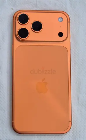I phone 17 pro max 256 gb TDRA  100 battery  73 cycle count