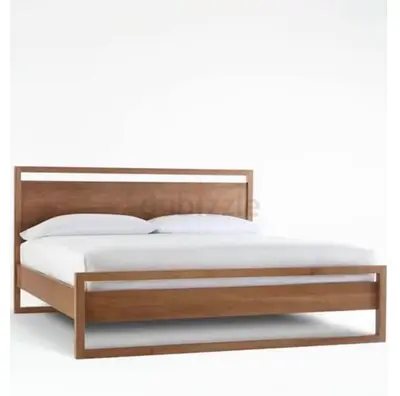 Linea II Natural King Bed - Solid Wood Frame, excellent Condition crate & barrel