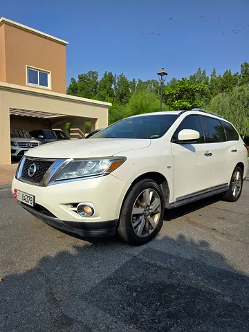 2014 Nissan Pathfinder SV | GCC Specs | Well Maintained