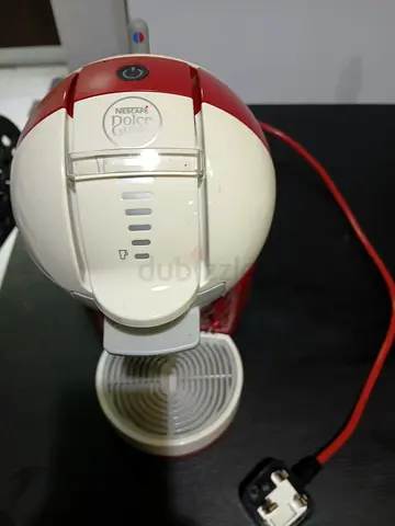 Nescafe Dolce Gusto Capsule Coffee Machine - Red/White, Used