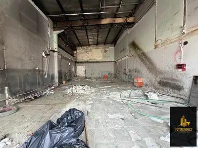 1200 Sqft luxury warehouse |good location, and free parking