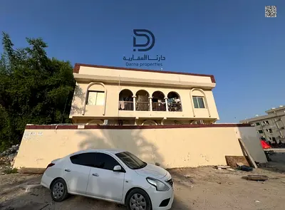 🔥 فرصة استثمارية ذهبية بعائد يتجاوز 11%! بناية سكنية بالكامل في الكرامة بسعر 2.1 مليون درهم فقط 🏢