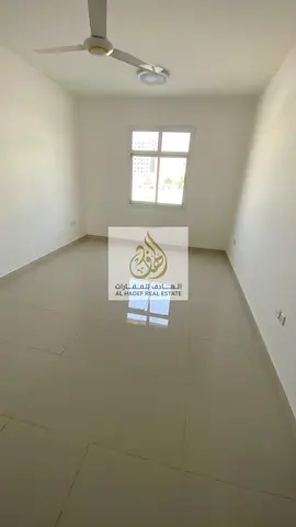 New building, first occupant, spacious, prime location, easily accessible.
