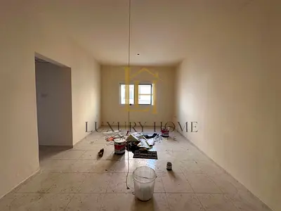 Spacious 1bhk available in al soor