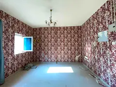 Spacious studio available in butina central ac end gas with landfree parking only for families only 