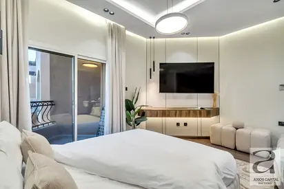 Furnished Studio | Balcony | Community View