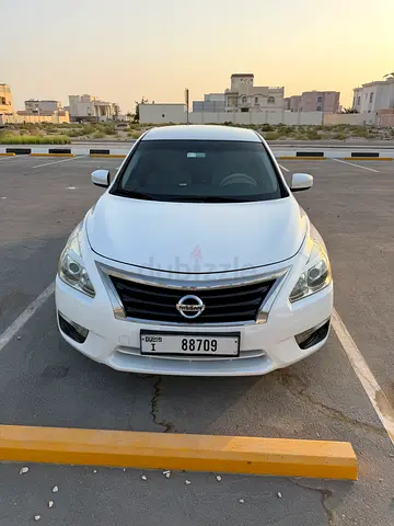 Nissan Altima 2016 SL GCC Specs Well Maintained