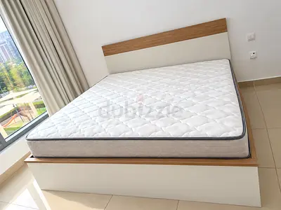 Queen bed