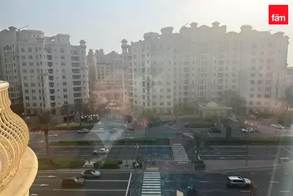 Stunning 3 Bedroom APT With Serviced Amenities