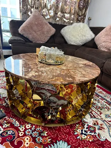 For Sale: Elegant Marble Hall Table – Golden color frame