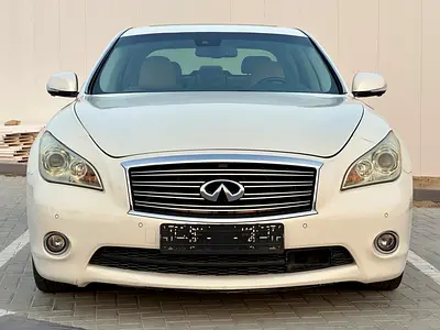 Infiniti Q70_2017_GCC
