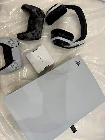 PlayStation 5 Slim Bundle with DualSense, Extra Controller and Headset