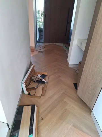 Unused Herringbone Vinyl Plank Flooring - Light Oak (Boxed Pieces)
