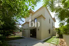 Next To The Park | Maids | Internal Location