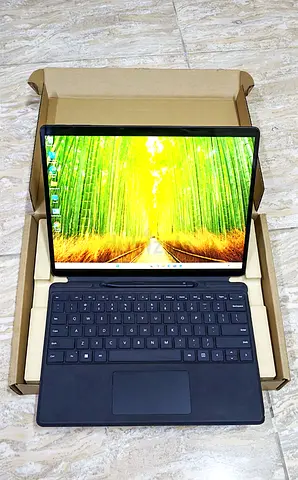 Surface Pro 8_Core i5_11th Gen_PixelSense Display_RAM 16GB_SSD 256GB_With SIM SLOT 4G LTE _LIKE NEW