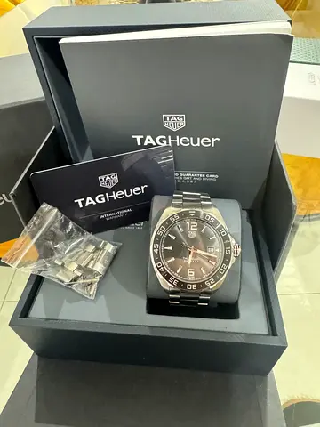 TAG Heuer Formula 1 caliber 5 automatic