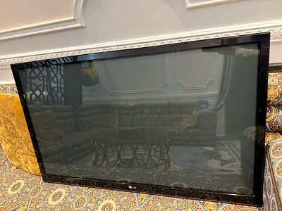 LG 55" Flat Panel LCD TV - Good Working Condition