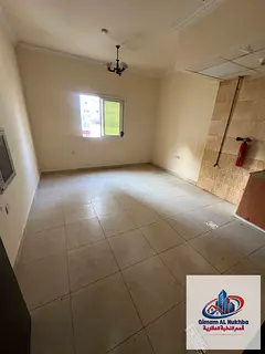 Premium studio in Al Nabaah, huge space, beautiful finish, split AC, central gas, prime location, ea