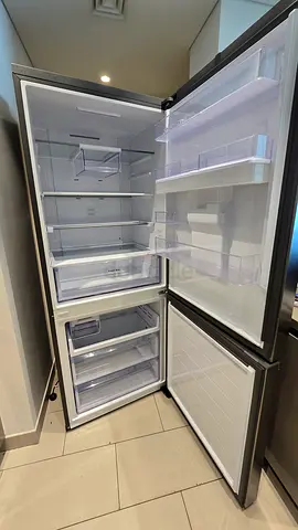 Samsung Smart 459L Bottom Freezer Fridge | Inox | No Frost | Excellent condition (6 month use).
