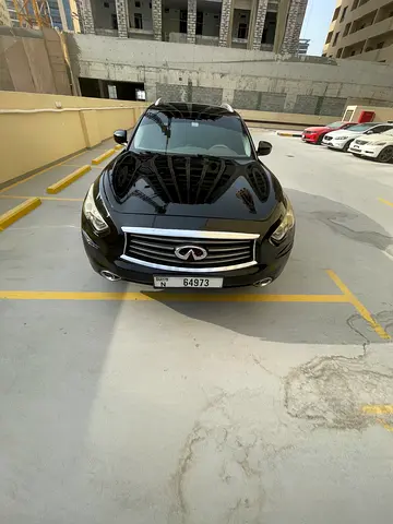 2016 Infiniti QX70 S Black Edition GCC Specs