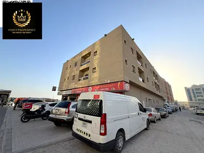 الجرف الصناعي 3: المبنى التجاري الرئيسي