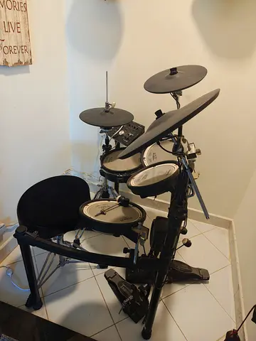 Electronic Roland drum set for sale