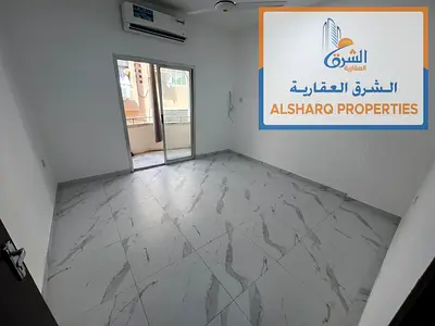 فرصة لا تعوض للإيجار السنوي في عجمان الراشدية 1 بجوار نستو هايبر ماركت استديو واسع بتقسيمات ممتازة ومطبخ منفصل وبلكونة بإطلالة جميلة وتكييف سبليت في ا