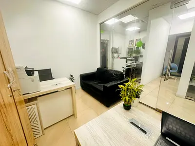 Modern Office | Bank Account Assistance | Free Amenities
