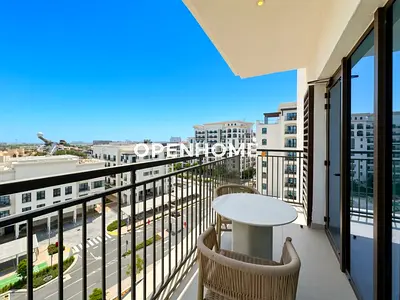 Refined Contemporary Living-High Floor-Fully Furnished