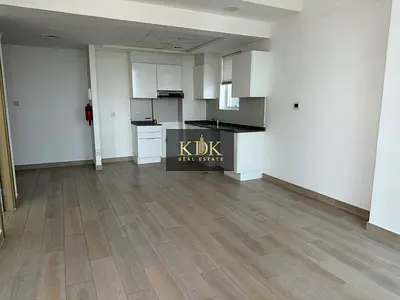 Unfurnished | Ready to Move | Good Quality Bldg.
