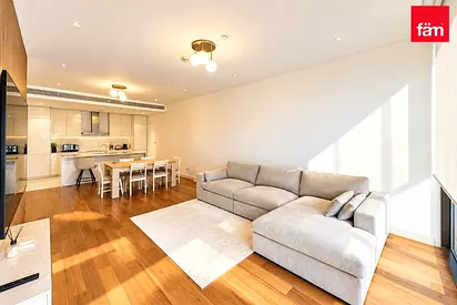 Modern | Fully Furnished | City View | Tenanted