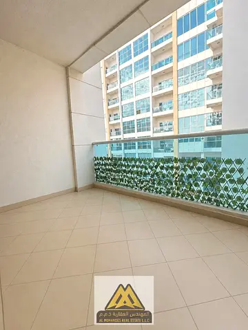 شقة للبيع في أبراج عجمان وان – 3 غرف ماستر وموقف خاص بسعر 850 ألف درهم مع أقساط شهرية