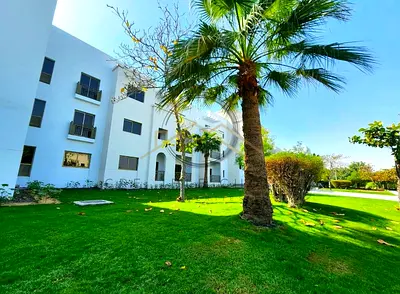 No commission! Modern 1BHK | Common Area View | Spacious