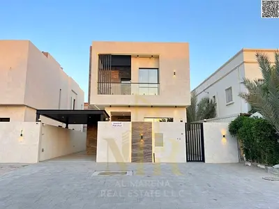 فيلا موقع مميز بجانب المسجد مباشرة على شارع رئيسى بسعر شامل رسوم كهرباء ومية الصرف الصحى تملك حر  للجميع الجنسيات