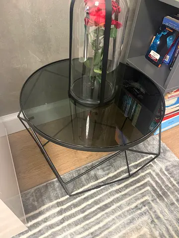 Glass coffe table