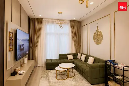Fully Furnished | Large Layout | Fully Upgraded